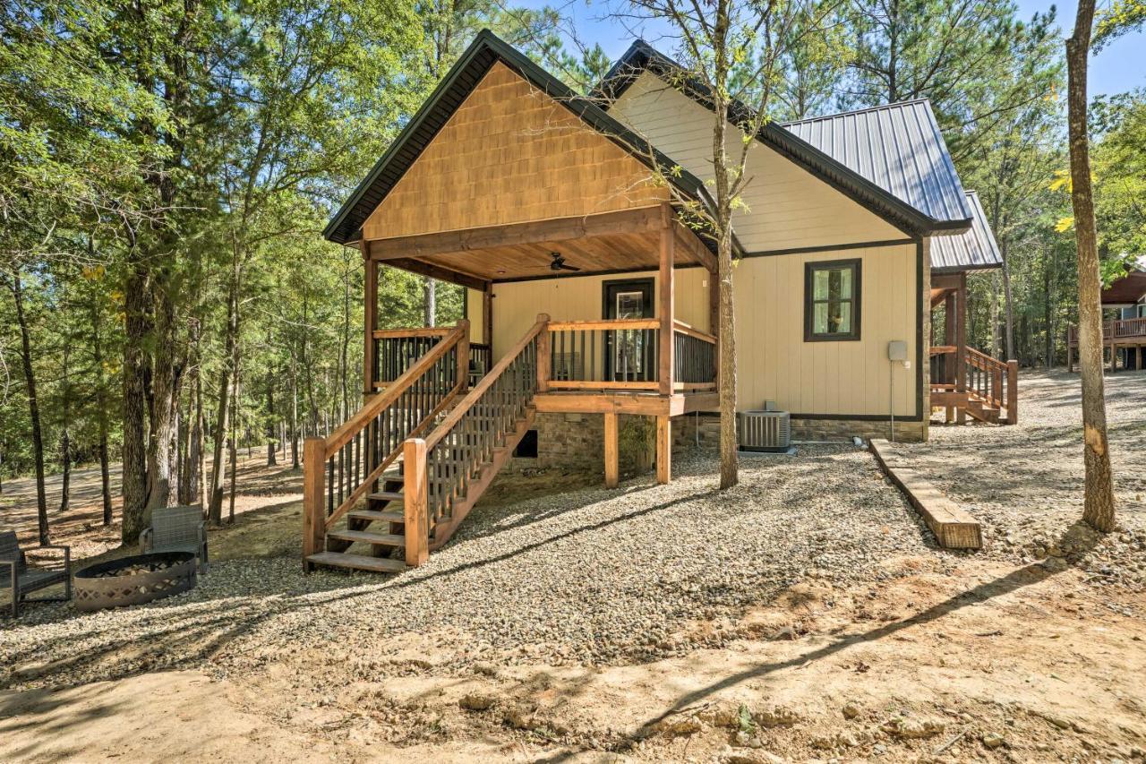Modern Cabin, Near And Wineries Holiday home Broken Bow